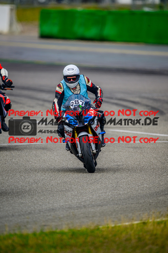 MaZZes_Fotomatrix_20250609_6007705_1246-3 | INST