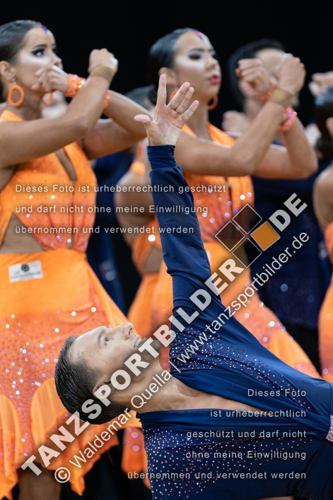 20230226-12044 | Hier finden Sie Tanz Bilder vom Latein und Standard Formationen tanzen. Sportbilder vom Tanzsport. Schöne Fotos und von Weltmeisterschaft, Europameisterschaft, Bundesliga, Regionalliga, Oberliga und Landesliga sowie von GOC Stuttgart, DanceComp, WM Bremen