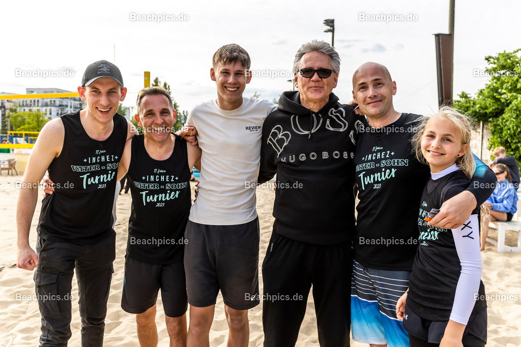 2023-00070775-Vater-Sohn-Turnier |  18.05.2023; Berlin Foto: Gerold Rebsch - www.beachpics.de
