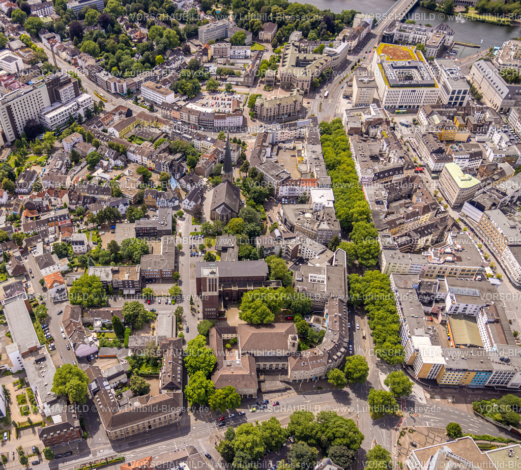 Muelheim240703147 | Luftbild, Wohngebiet und evang. Petrikirche in der Stadtmitte, Altstadt I, Mülheim an der Ruhr, Ruhrgebiet, Nordrhein-Westfalen, Deutschland