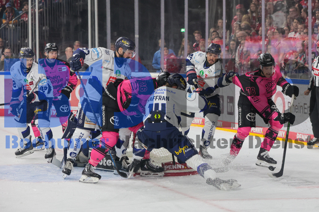 SES_KOLISE20251012-20 | bond - Realisiert mit Pictrs.com