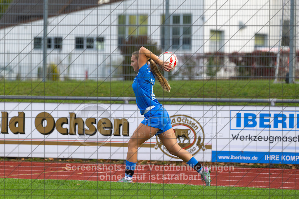 20261010_141811_0742_(c)_by_PhotoPeet | #,1.FC Donzdorf (schwarz) vs. SC Sand (blau), Fußball, EnBW-Oberliga B -Juniorinnen, 05. Spieltag, Saison 2026/2027, Rasenplatz Lautertal Stadion, Süßener Straße 16, 73072 Donzdorf, 10.10.2026 - 14:00 Uhr,Foto: PhotoPeet / Sport- &amp; Eventfotografie / Peter Harich