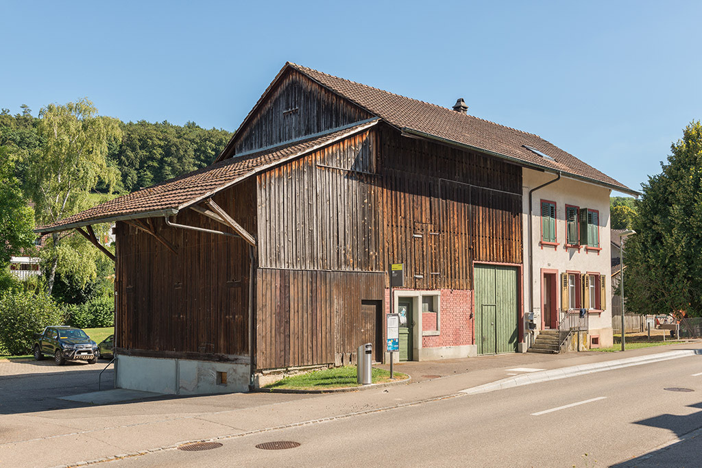 Haus an der Liestalerstrasse | in Lupsingen, Baselland, Schweiz - Realisiert mit Pictrs.com