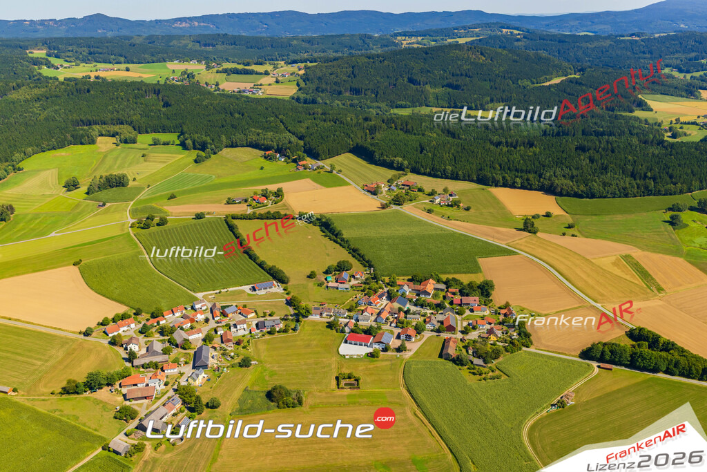 Schöne Luftaufnahme als Geschenk in Breitenried Tiefenbach - Die Luftbildaufnahme wurde 2025 vom UL-Flugzeug heraus erstellt ( keine Drohne ) - Hochauflösende Luftaufnahme -Nicht vergleichbar mit Google Maps oder Satelittenbilder- Die Geschenkidee !Mit Lizenz und Bildrechte bestellbar