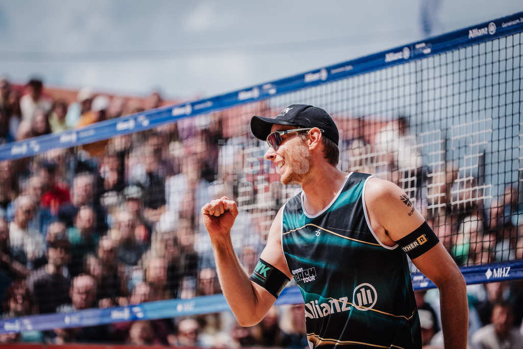 Beachvolleyball | Männer | Allianz German Beach Tour 2025 | Tourstop Düsseldorf | 18.05.2025 | Nils Ehlers jubelt