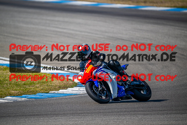 MaZZes_FotoMatrix_230410_4693 | ROT