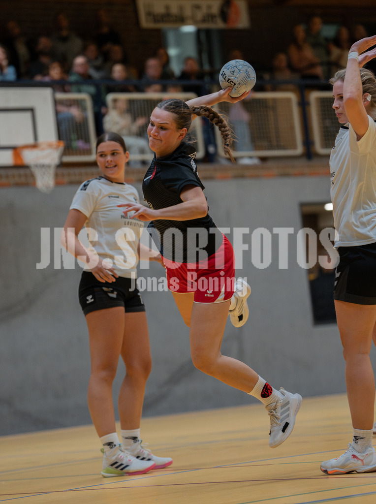 Handball I Frauen I Saison 2025-2026 I Landesliga HR West I 10. Spieltag I TuS Frisia Goldenstedt - SV Falke Steinfeld I 326 | jns.sportfotos - Realisiert mit Pictrs.com