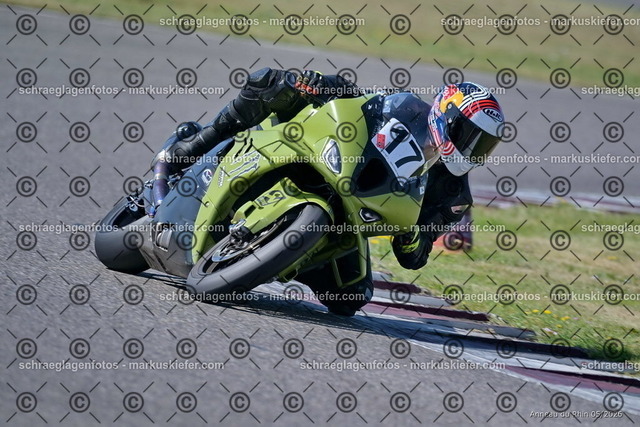 26BT02-0354 | markuskiefer.com - Realisiert mit Pictrs.com