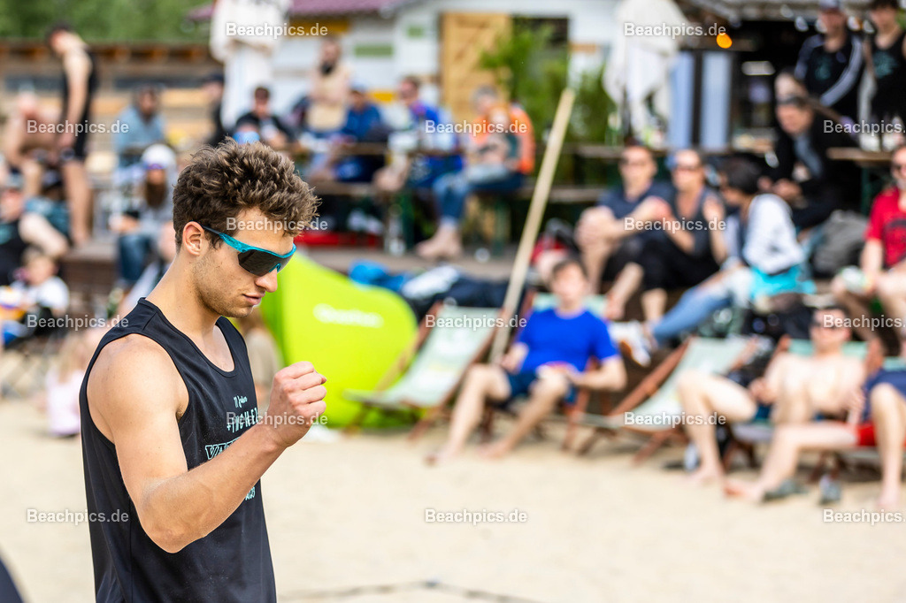 2023-00069611-Vater-Sohn-Turnier |  18.05.2023; Berlin Foto: Gerold Rebsch - www.beachpics.de
