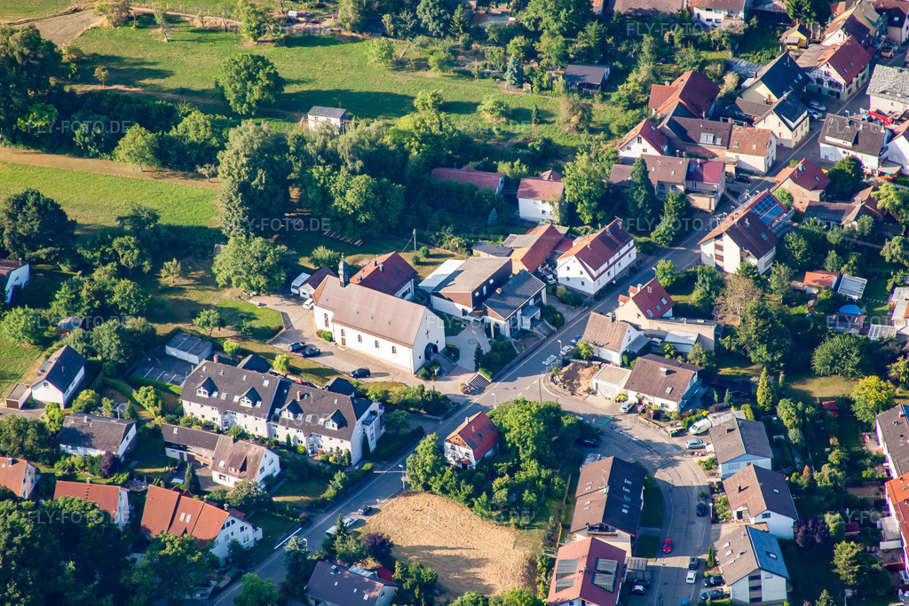 Luftbild: St. Barbara im Ortsteil Langensteinbach in Karlsbad im Bundesland Baden-Württemberg in Deutschland. Foto: IMG_69886.jpg vom 06.07.2014 durch Werner Riehm/FLY-FOTO.de