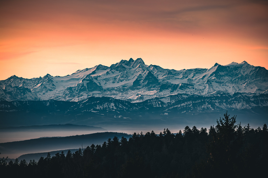 Alpenpanorama bei Sankt Blasien im Südschwarzwald | Traumhafte Fernsicht  bei Sankt Blasien im Südschwarzwald bis zu den Alpen - Realisiert mit Pictrs.com