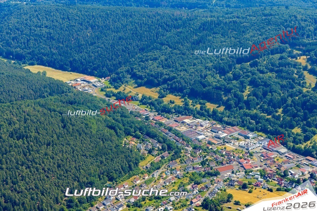 Das Luftbild zeigt :  Frammersbach - Die Luftaufnahme wurde 2023 vom UL-Flugzeug aus erstellt ( keine Drohne ) - Hochauflösende Luftaufnahme - Für grossformatige Ausdrucke geeignet. Die Geschenkidee !Mit Lizenz und Bildrechte bestellbar