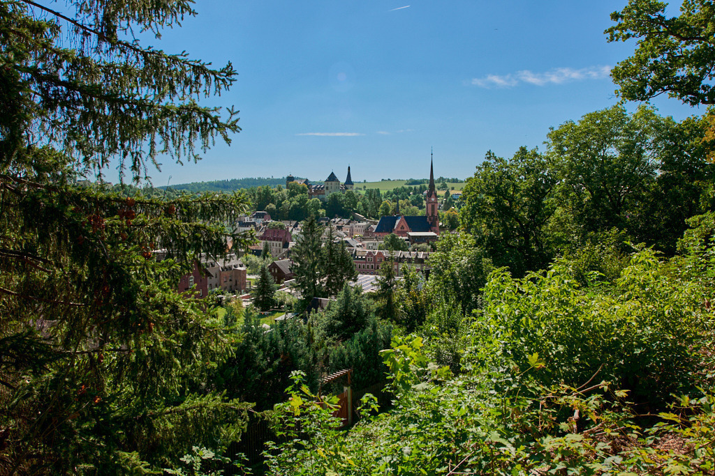Blick auf Mylau mit Burg und Altstadt 01 | Bedeutsame Landschaften Deutschlands - Realisiert mit Pictrs.com