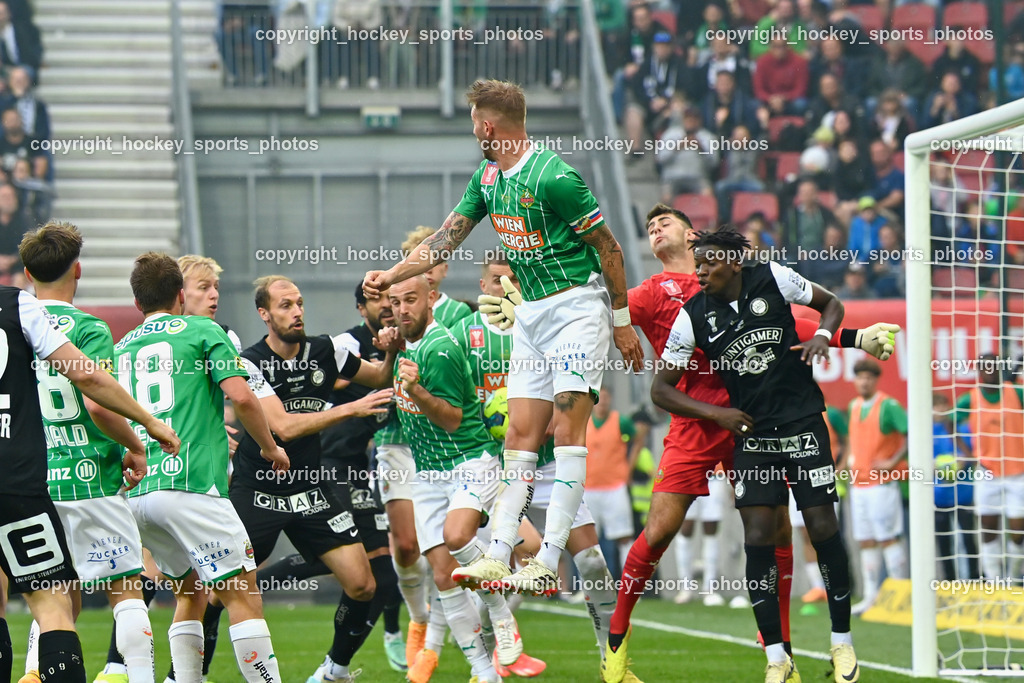 SK Puntigamer Sturm vs. SK Rapid Wien Siegerehrung, Impressionen | #9 Guido Burgstaller SK Rapid, #20 Seedyahmed Tijan Jatta SK Sturm, #45 Niklas Hedl SK Rapid, SK Puntigamer Sturm vs. SK Rapid Wien Siegerehrung, Impressionen, SK Puntigamer Sturm vs. SK Rapid Wien Siegerehrung, Impressionen am 01.05.2024 in Klagenfurt (Wörthersee Stadion ), Austria, (Photo by Bernd Stefan)