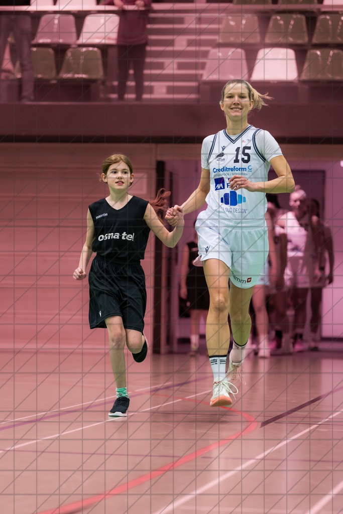 2. DBBL Nord 25/26 | Spieltag 08 | BBC Osnabrück vs. LionPride Braunschweig | 16.11.25: 2. DBBL Nord 25/26 | Spieltag 08 | BBC Osnabrück vs. LionPride Braunschweig / Osnabrück / Deutschland  //   CREDIT:www.bullenfotos.de, Martin König, Hörner Weg 40, D-49078 Osnabrück, +4917663732967 // Nutzung und Weitergabe nur zu den vereinbarten Zwecken. Presseanfragen an Ersteller. Alle Rechte beim Ersteller. Honorierung nach MFM. - Realisiert mit Pictrs.com