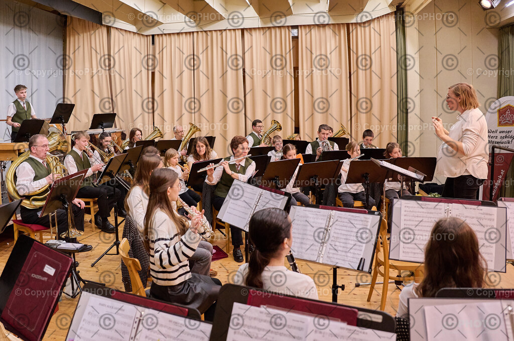 060_202601_MVS-Neujahrskonzert_NZ6_1985 | proPHOTO - Realisiert mit Pictrs.com