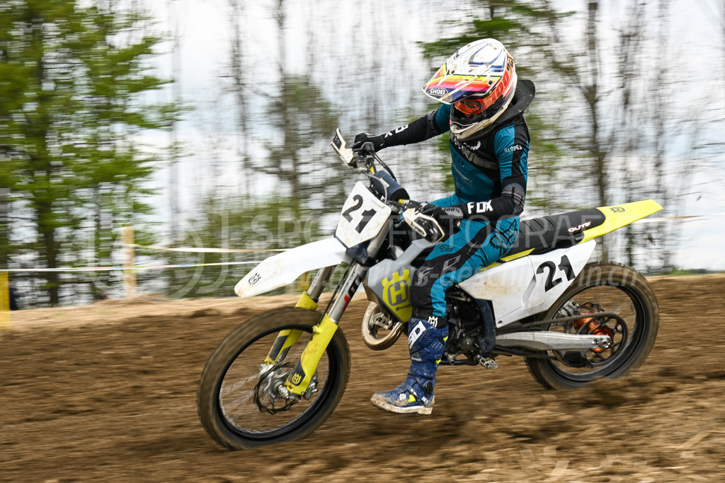 Motocross Schlatt bei Winterthur - 30. April 2023 | #21 Bohle Jana aus Hohenems (AT) auf KTM in der Kategorie Swiss MX Women Cup am Motocross Schlatt bei Winterthur, 30. April 2023. 
Instagram: @mx_schlatt | @mc_wila | @sam_schweiz
Bild: Sportfotografie Markus Aeschimann | www.markus-aeschimann.ch - Realisiert mit Pictrs.com