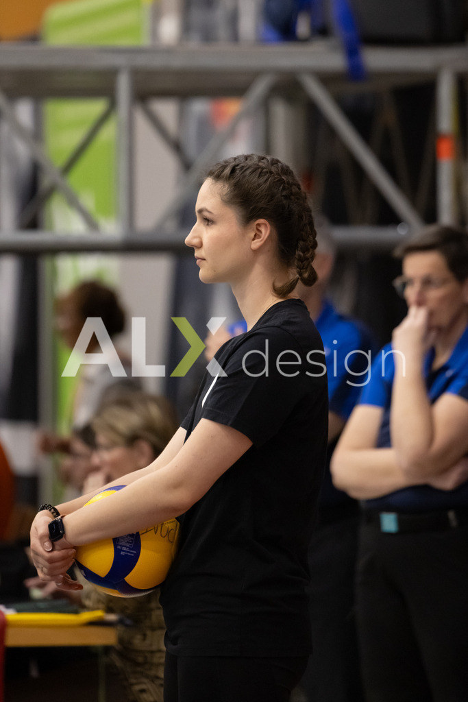 Volleyball I Frauen I Saison 2025-2026 I Volleyball NLA | Women I  Playoffs Finals 1/5 I viteos NUC - VC Kanti Schaffhausen I 06.04.2026 | 18 Martina Koch (CH) (VC Kanti Schaffhausen) – Mitte - Realisiert mit Pictrs.com