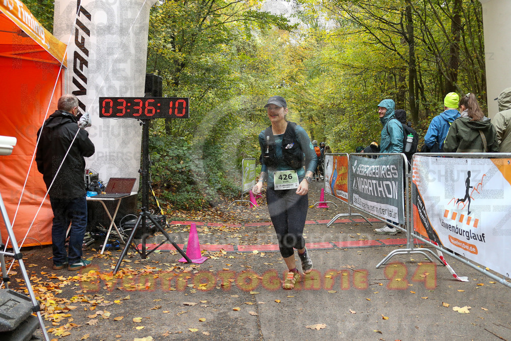 251026_1337_EX1_3790 | Sportfotografie im Rhein-Sieg Kreis, Köln, Bonn, NRW, Rheinland Pfalz, Hessen, etc. Unser Tätigkeitsfeld umfasst den Laufsport vom Volkslauf über den Marathon, Duathlon, Triathon bis zum Ultralauf wie Kölnpfad Ultra oder Schindertrail.