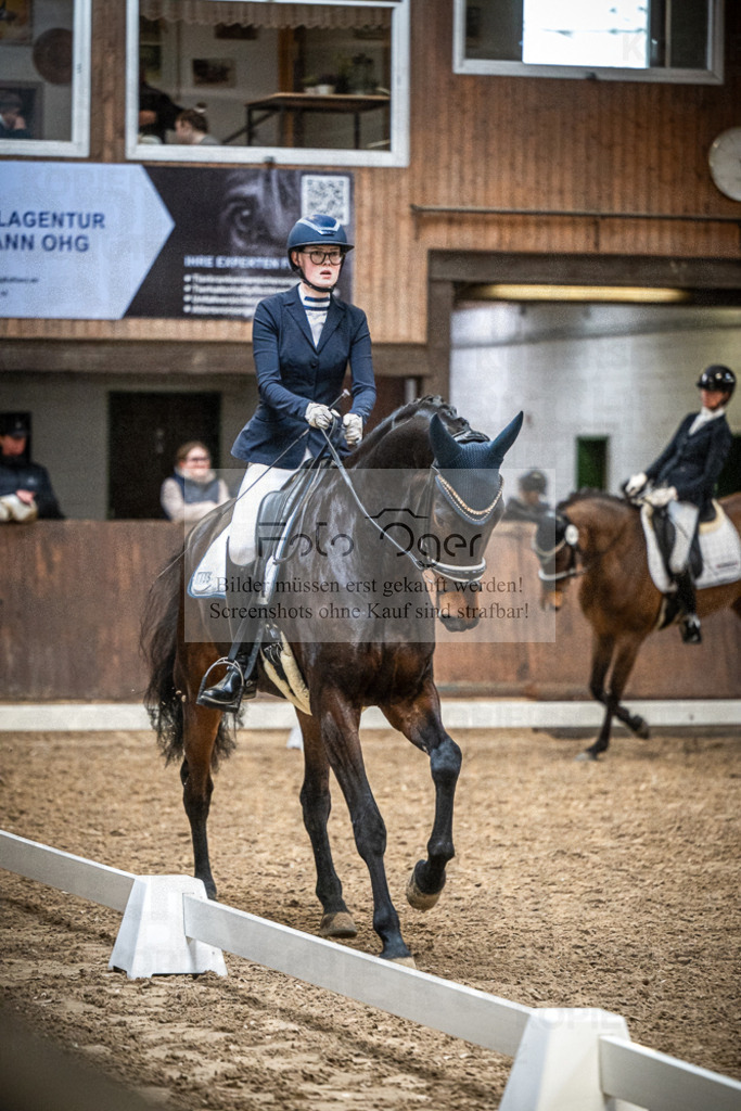DOS_0934 | Entdecke hochwertige Reitturnierfotos von Foto Oger. Professionell, emotional und authentisch – jetzt Lieblingsmomente im Shop bestellen.Deutschlandweite Turnierfotografie. - Realisiert mit Pictrs.com