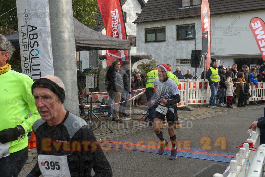 221127_1136_EV9_2467 | Sportfotografie im Rhein-Sieg Kreis, Köln, Bonn, NRW, Rheinland Pfalz, Hessen, etc. Unser Tätigkeitsfeld umfasst den Laufsport vom Volkslauf über den Marathon, Duathlon, Triathon bis zum Ultralauf wie Kölnpfad Ultra oder Schindertrail.