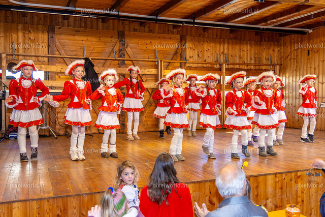 Bärentreiben in Steuerberg | Bildershop von pixelworld.at - Realisiert mit Pictrs.com