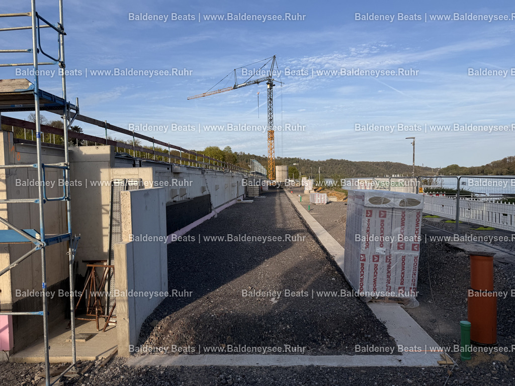 Bautagebuch - Regattatribüne Baldeneysee | Alle Nutzungsrechte vorbehalten. Jede Nutzung des Bildes bedarf einer gültigen Lizenz. Der Urheber- und Quellenhinweis „Foto: Cesar von Meissen / Baldeneysee.Ruhr“ ist bei jeder Veröffentlichung direkt am Bild anzubringen. Eine Weitergabe, Unterlizenzierung oder Weiterveräußerung an Dritte ist unzulässig. - Realisiert mit Pictrs.com