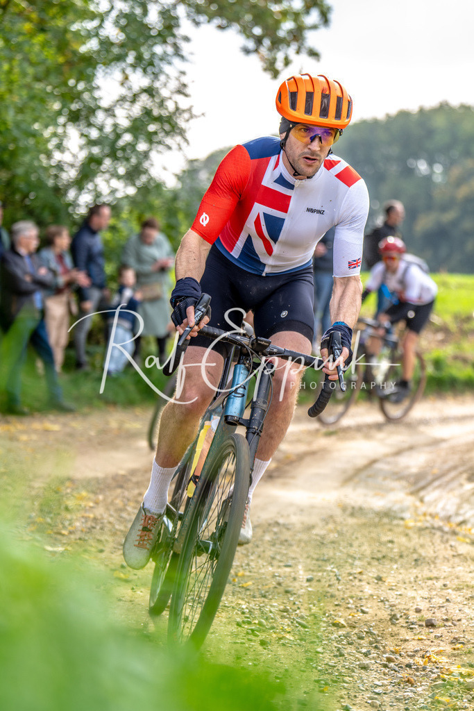 Ralf Eppink Photography 20251012_DSC03386 | Sportfotografie, Eventfotografie, Porträtfotografie, Radsport Fotograf, Triathlon Fotograf, Düsseldorf Fotograf, Köln Fotograf, Actionfotografie, Teamfotografie, Peoplefotografie, Business Portraits, Veranstaltungsfotografie, Reportagefotografie - Realisiert mit Pictrs.com