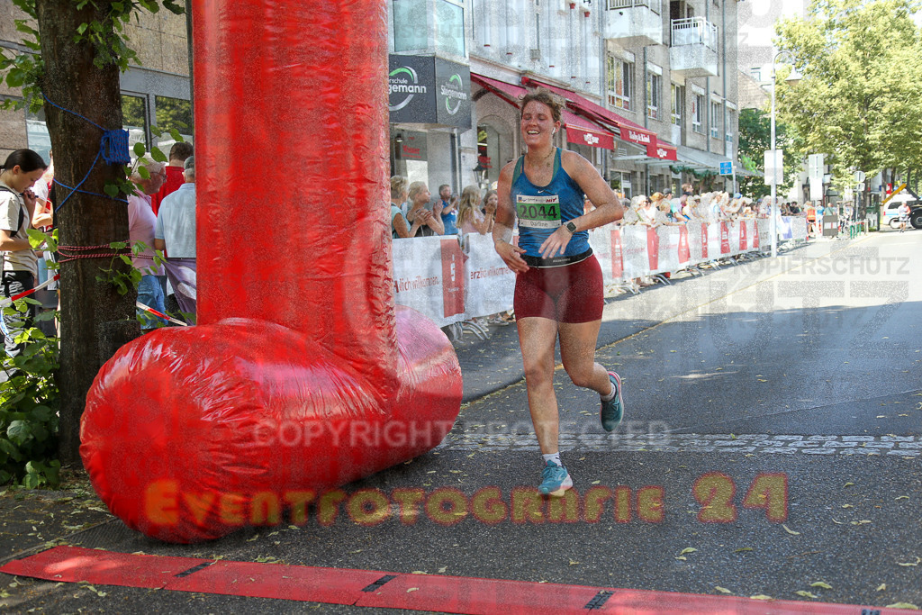 250621_1222_EX1_5758 | Sportfotografie im Rhein-Sieg Kreis, Köln, Bonn, NRW, Rheinland Pfalz, Hessen, etc. Unser Tätigkeitsfeld umfasst den Laufsport vom Volkslauf über den Marathon, Duathlon, Triathon bis zum Ultralauf wie Kölnpfad Ultra oder Schindertrail.