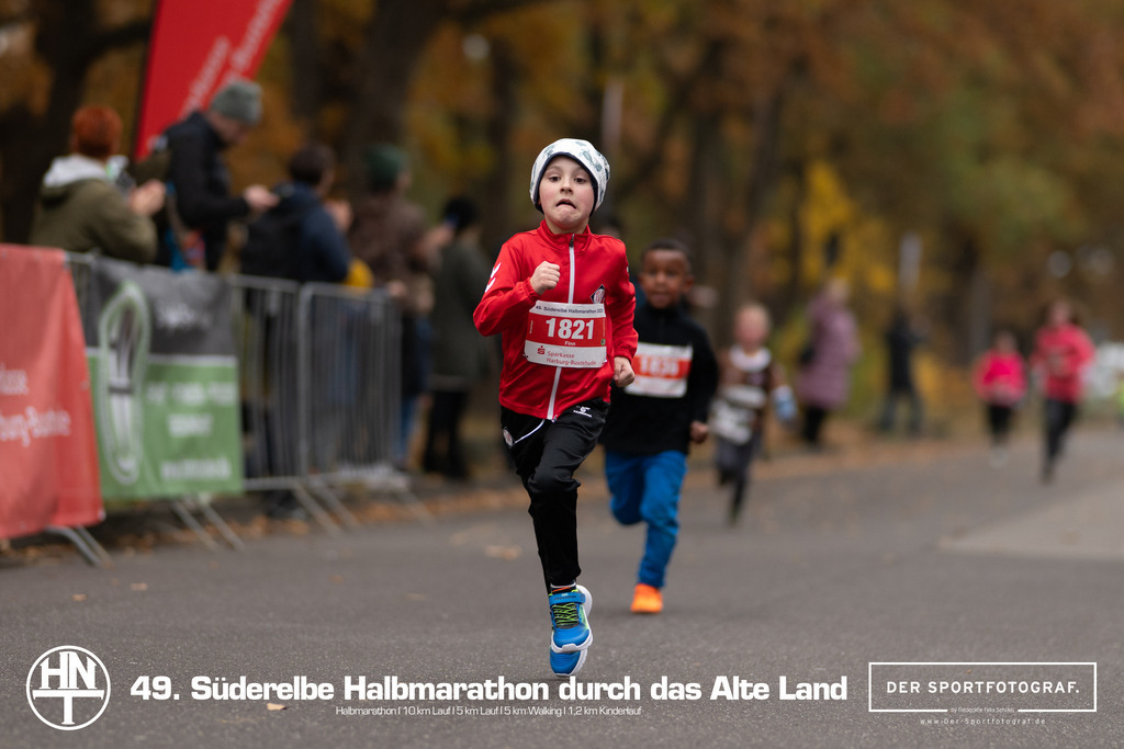 Süderelbe Halbmarathon 2025 I 09.11.2025 I Fotograf_DerSportfotograf.I 00205 | Der Sportfotograf. - Realisiert mit Pictrs.com