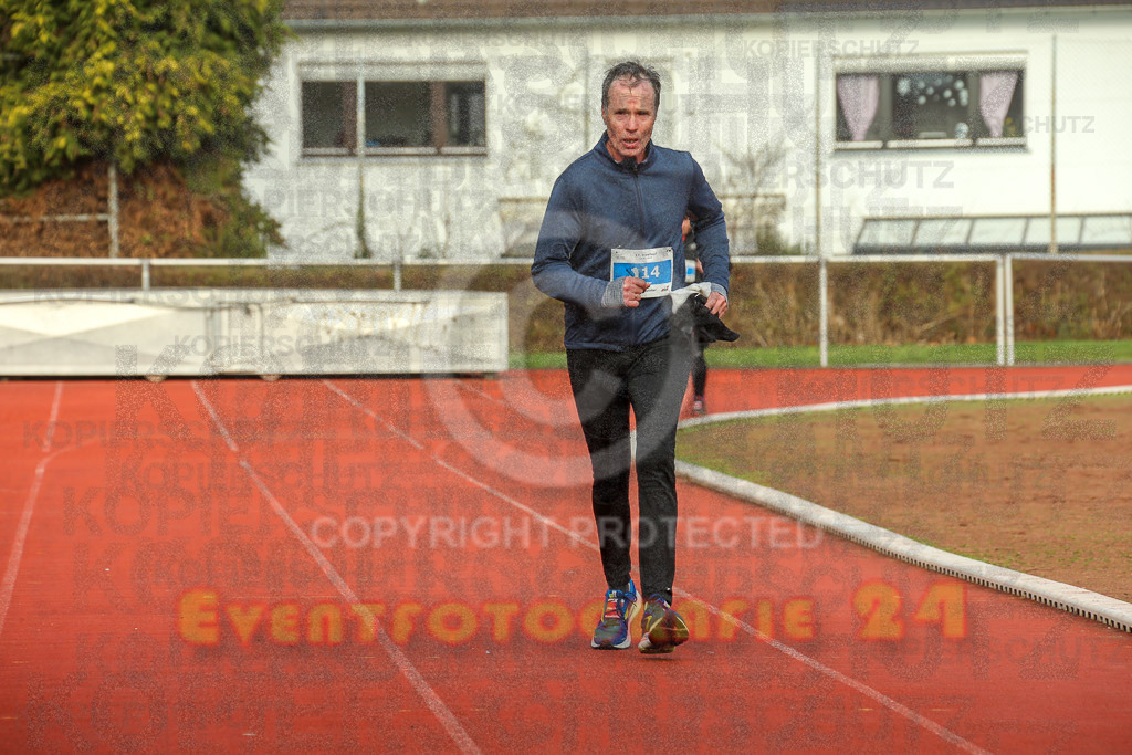230129_1129_EX1_4989 | Sportfotografie im Rhein-Sieg Kreis, Köln, Bonn, NRW, Rheinland Pfalz, Hessen, etc. Unser Tätigkeitsfeld umfasst den Laufsport vom Volkslauf über den Marathon, Duathlon, Triathon bis zum Ultralauf wie Kölnpfad Ultra oder Schindertrail.