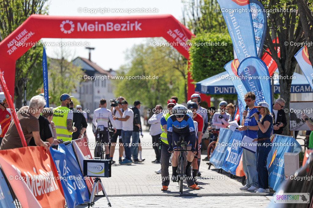 VJ__4787 | Neusiedlersee Radmarathon 2026@sportshot_your_pictrs #yourpictures#roadtowm2029 #nrm #neusiedlerseeradmarathon #neusiedlersee #neusiedlerseetourismus #burgenland #mörbisch #nrm26 #burgenlandtourismus #voglundco #poweredbyburgenlandtourismus #radsport #rad #marathon #ucigranfondo #visitburgenland #ucigranfondoworldseries
