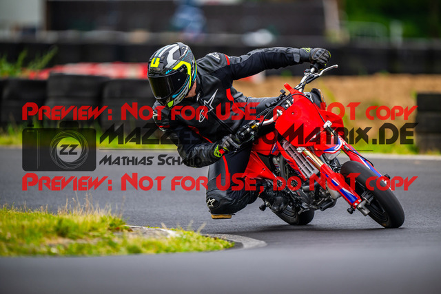 MaZZes_FotoMatrix_240619_6007705_7297 | Fotograf Mathias Schmid
Sportfotograf,
Eventfotograf,
Hochzeitsfotograf,
Portraitfotograf