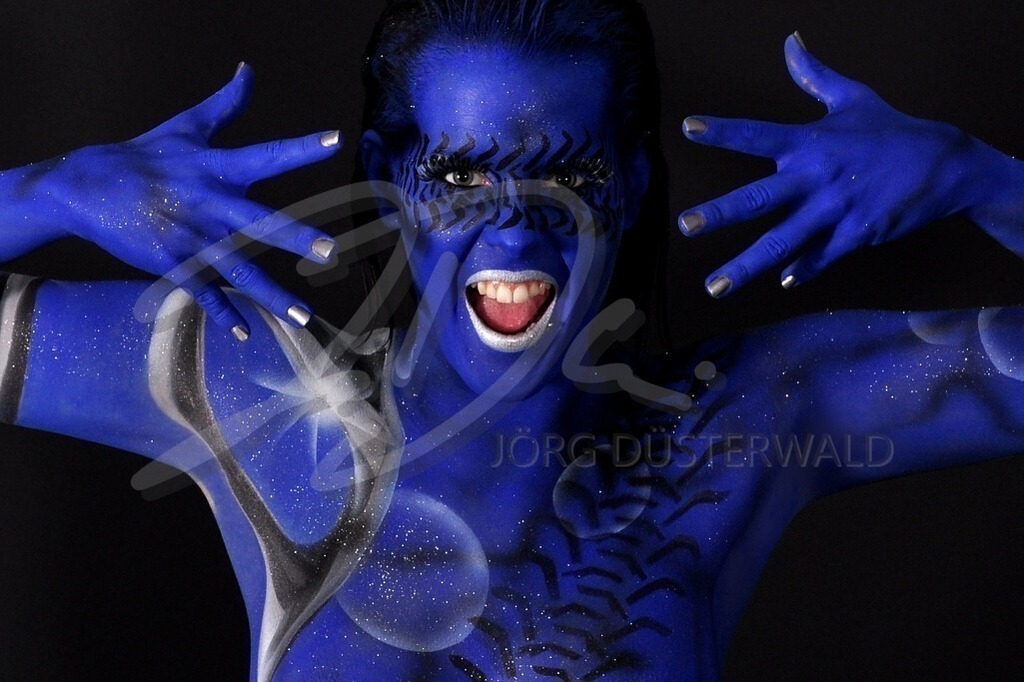 Bodypainting-RACE_0316b3 | #002 | Modell: Alicia | Foto: Andrej Laukart - Realisiert mit Pictrs.com