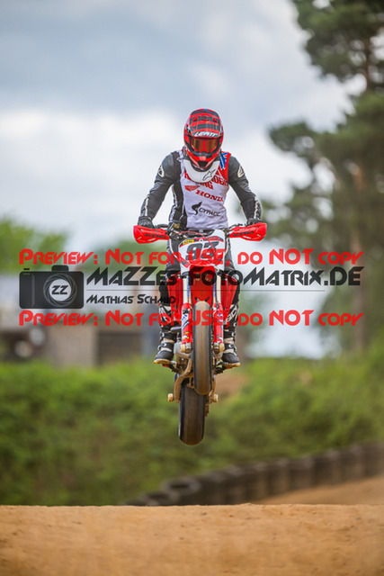 MaZZes_FotoMatrix_220528_6027 | Fotograf Mathias Schmid
Sportfotograf,
Eventfotograf,
Hochzeitsfotograf,
Portraitfotograf