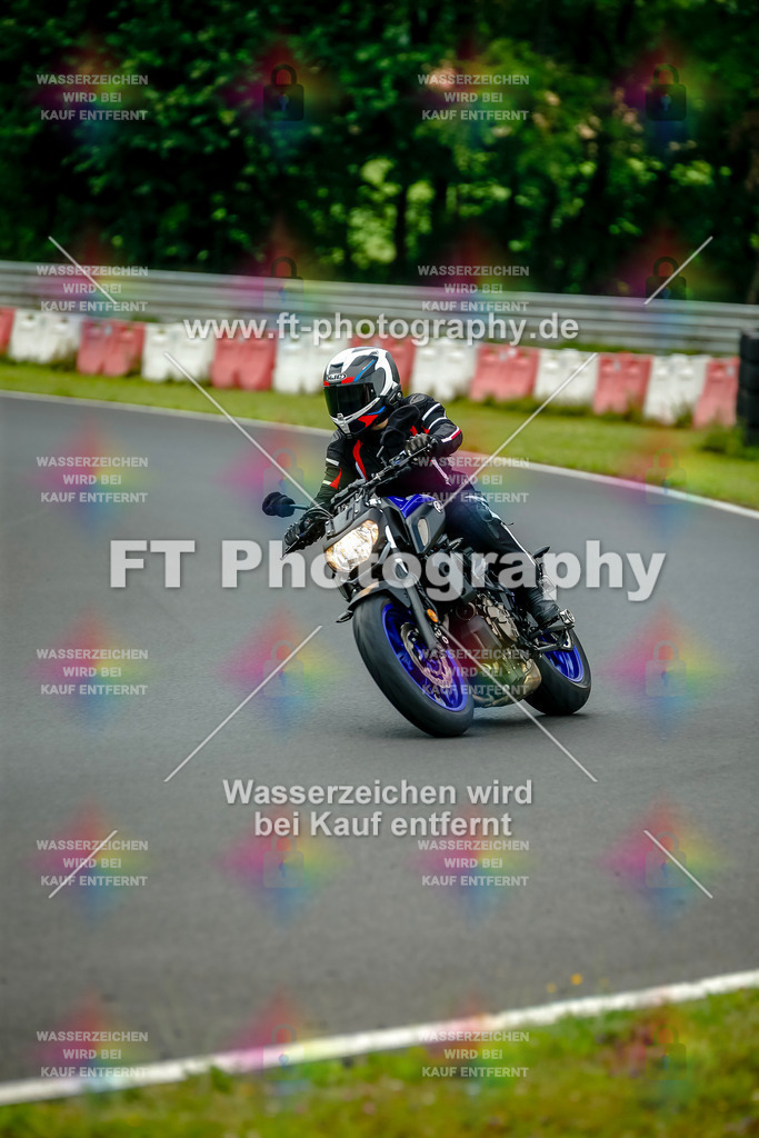 VBK-3703 | Hier findet Ihr Bilder von Touristenfahrten auf der Nürburgring Nordschleife oder von anderen Veranstaltungen die ich besucht habe. Viel Spass beim Durch Schauen 