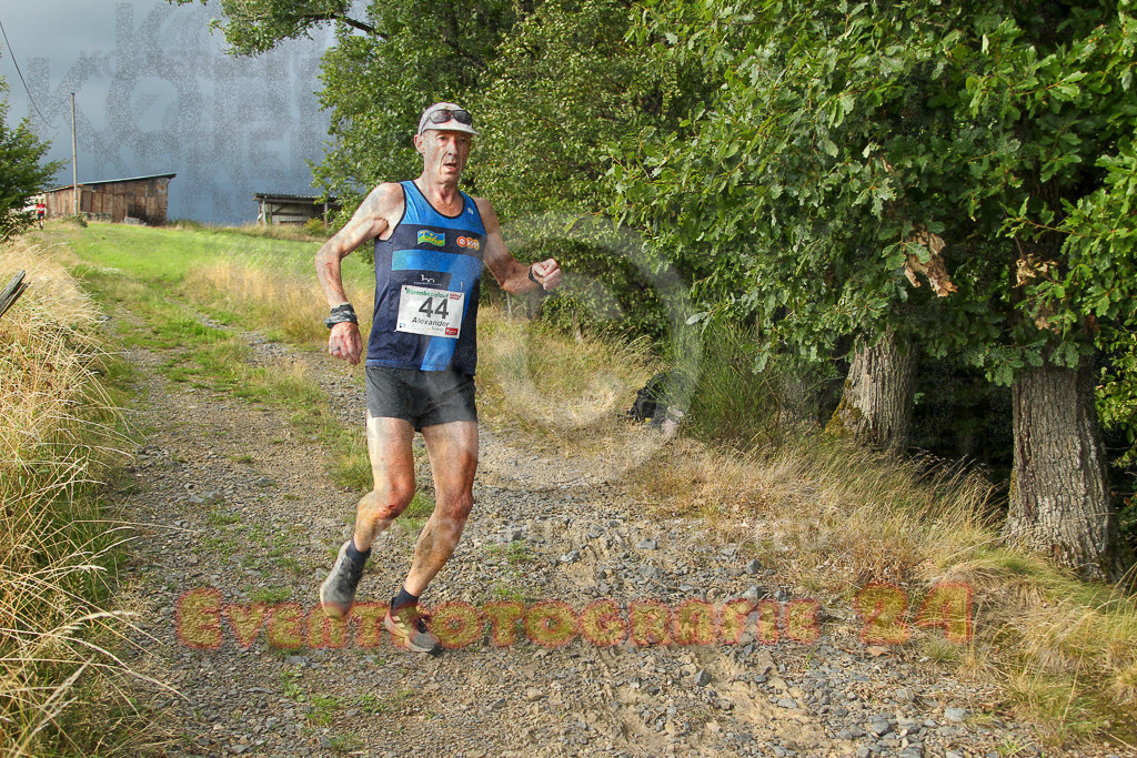 250801_1850_EV4_7579 | Sportfotografie im Rhein-Sieg Kreis, Köln, Bonn, NRW, Rheinland Pfalz, Hessen, etc. Unser Tätigkeitsfeld umfasst den Laufsport vom Volkslauf über den Marathon, Duathlon, Triathon bis zum Ultralauf wie Kölnpfad Ultra oder Schindertrail.