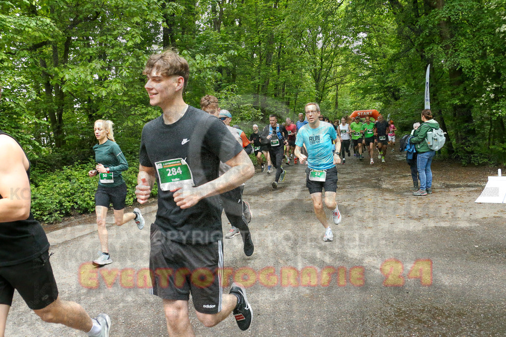 250504_1000_EX1_2639 | Sportfotografie im Rhein-Sieg Kreis, Köln, Bonn, NRW, Rheinland Pfalz, Hessen, etc. Unser Tätigkeitsfeld umfasst den Laufsport vom Volkslauf über den Marathon, Duathlon, Triathon bis zum Ultralauf wie Kölnpfad Ultra oder Schindertrail.