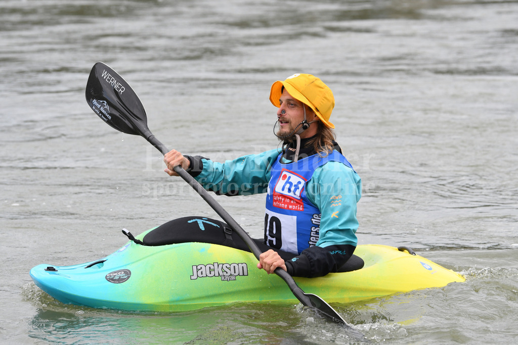 ICF CANOE FREESTYLE WORLD CUP 1 / PLATTLING | 2024 ICF CANOE FREESTYLE WORLD CUP 1 / PLATTLINGMen's Kayak Surface Final Bartosz CZAUDERNA (Poland) #49 - Realisiert mit Pictrs.com