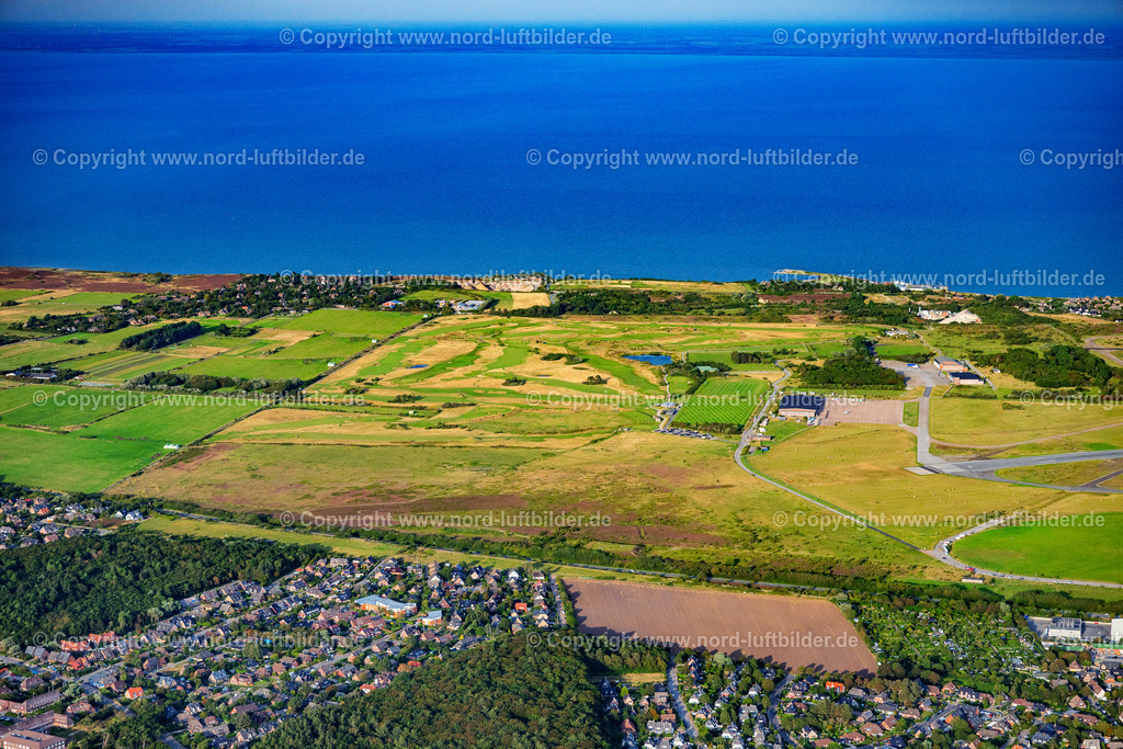 Sylt_Westerland_Marine_Golf_Club_Sylt_Eg_ELS_1269130825 | TINNUM 13.08.2025 Gelände des Golfplatz " Marine Golf Club Sylt " in Tinnum auf der Insel Sylt im Bundesland Schleswig-Holstein, Deutschland. Weiterführende Informationen bei: Marine Golf Club Sylt eG. // Grounds of the Golf course at " Marine Golf Club Sylt " in Tinnum at the island Sylt in the state Schleswig-Holstein, Germany. Further information at: Marine Golf Club Sylt eG. Foto: Martin Elsen