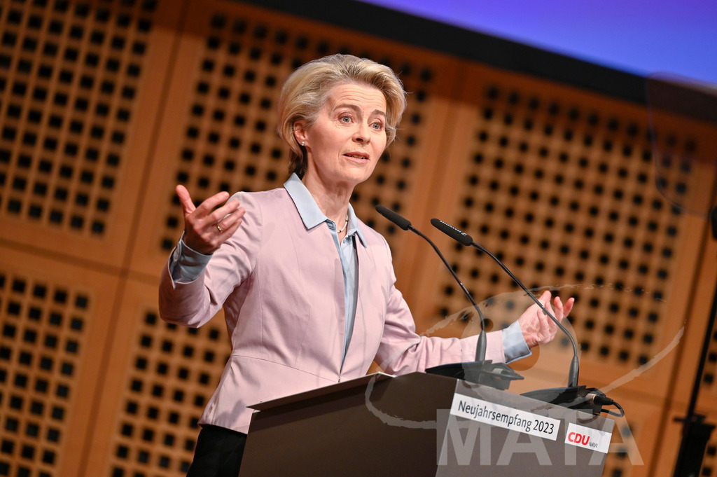 _DWI0865 | Politikerin Ursula von der Leyen beim CDU-NRW Neujahrsempfang in Düsseldorf. Düsseldorf, 28.01.2023 - Realisiert mit Pictrs.com