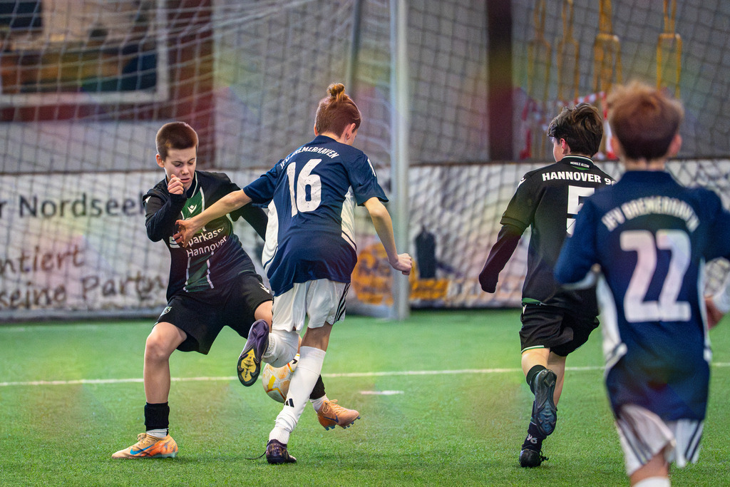 blr.pics-420 | Professionelle Fußball- und Sportfotografie. Spielbilder online ansehen und kaufen – Einzelbilder oder komplette Galerien in hoher Qualität. - Realisiert mit Pictrs.com