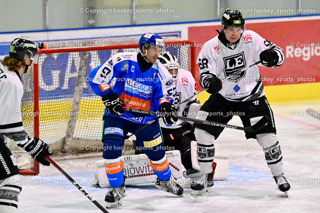 ESC Sparkasse Steindorf vs. LE Kings | #57 Wilfan Franz ESC Steindorf, #34 Kyllönen Simeoni LE Kings, #68 Potocsnyek Tobias LE Kings, ESC Sparkasse Steindorf vs. LE Kings, ESC Sparkasse Steindorf vs. LE Kings am 01.11.2025 in Steindorf (Ossiachersee Halle), Austria, (Photo by Bernd Stefan)