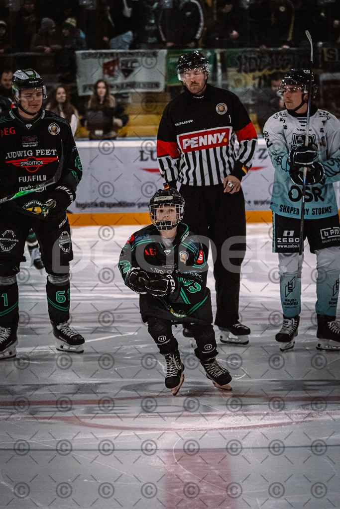 Alligators_vs_Lindau_21_12_2025-026 | Höchstadt Alligators Fotogalerie: Eishockey-Action aus Franken. Professionelle Spielfotos, Portraits & Stadionbilder zum Download. Jetzt entdecken! - Realisiert mit Pictrs.com