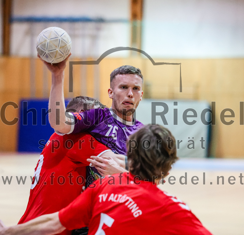 2024-01-27_004_SpVgg_Altenerding_gegen_TV_Altoetting | Erding, Deutschland, 27.01.2024:
Handball, Bezirksoberliga Männer 2023 / 2024, 13. Spieltag, SpVgg Altenerding gegen TV Altötting, Endergebnis: 30:28

Ferdinand Menzel (SpVgg Altenerding, #75)

Foto: Christian Riedel / fotografie-riedel.net