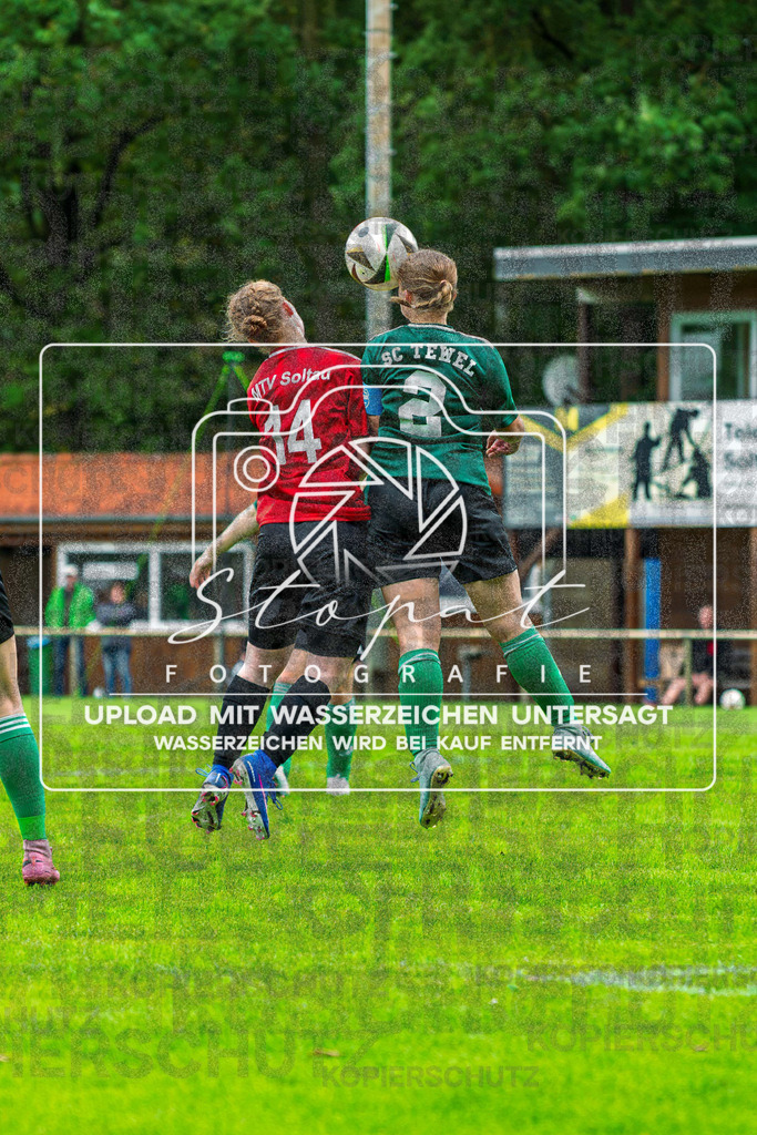 260919-MTVSCT-0050 | v.l. Vanessa Olk (MTV Soltau #14), Kimberly Lara Oelfke (SC Tewel #2); Kreisliga Damen ROW - MTV Soltau vs. SC Tewel am 19.09.2026 in Sportpark Ost, Soltau - Realisiert mit Pictrs.com