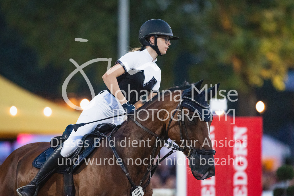 220825_Delbrueck_A1-Mannschaft-388 | Deine schönsten Turniermomente als professionelle Fotos! Entdecke hochwertige Pferdesport-Fotografie im Online-Shop. Jetzt Fotos finden & bestellen!