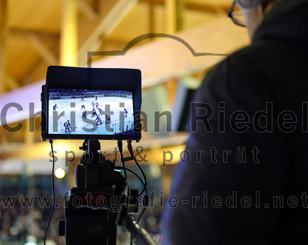 2026-02-15_053_TSV_Erding_gegen_EC_Peiting | Erding, Deutschland, 15.02.2026:Eishockey, Oberliga Süd 2025 / 2026, 47. Spieltag, TSV Erding gegen EC Peiting, Endergebnis: 4:5Foto: Christian Riedel / fotografie-riedel.net