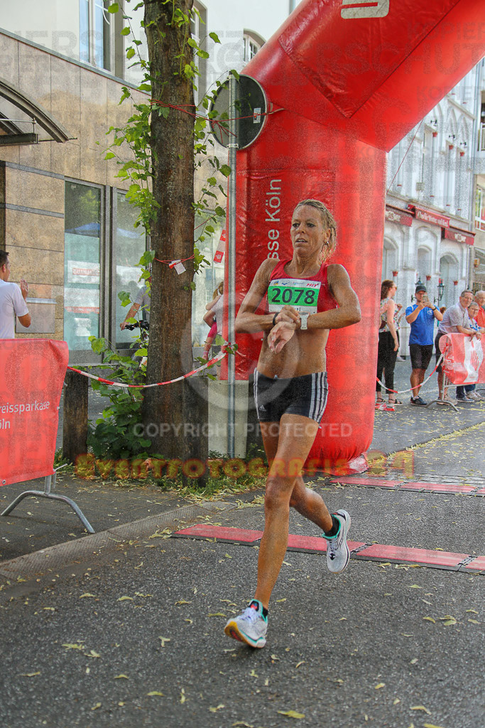 220625_1642_EX1_4882 | Sportfotografie im Rhein-Sieg Kreis, Köln, Bonn, NRW, Rheinland Pfalz, Hessen, etc. Unser Tätigkeitsfeld umfasst den Laufsport vom Volkslauf über den Marathon, Duathlon, Triathon bis zum Ultralauf wie Kölnpfad Ultra oder Schindertrail.