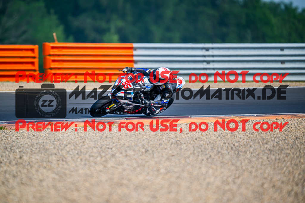 MaZZes_FotoMatrix_220626_6628 | PROSUPERSTOCK